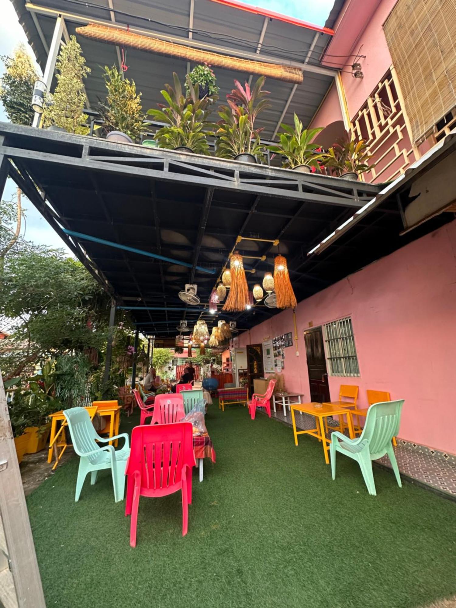 Heaven Guesthouse Паксе Екстериор снимка